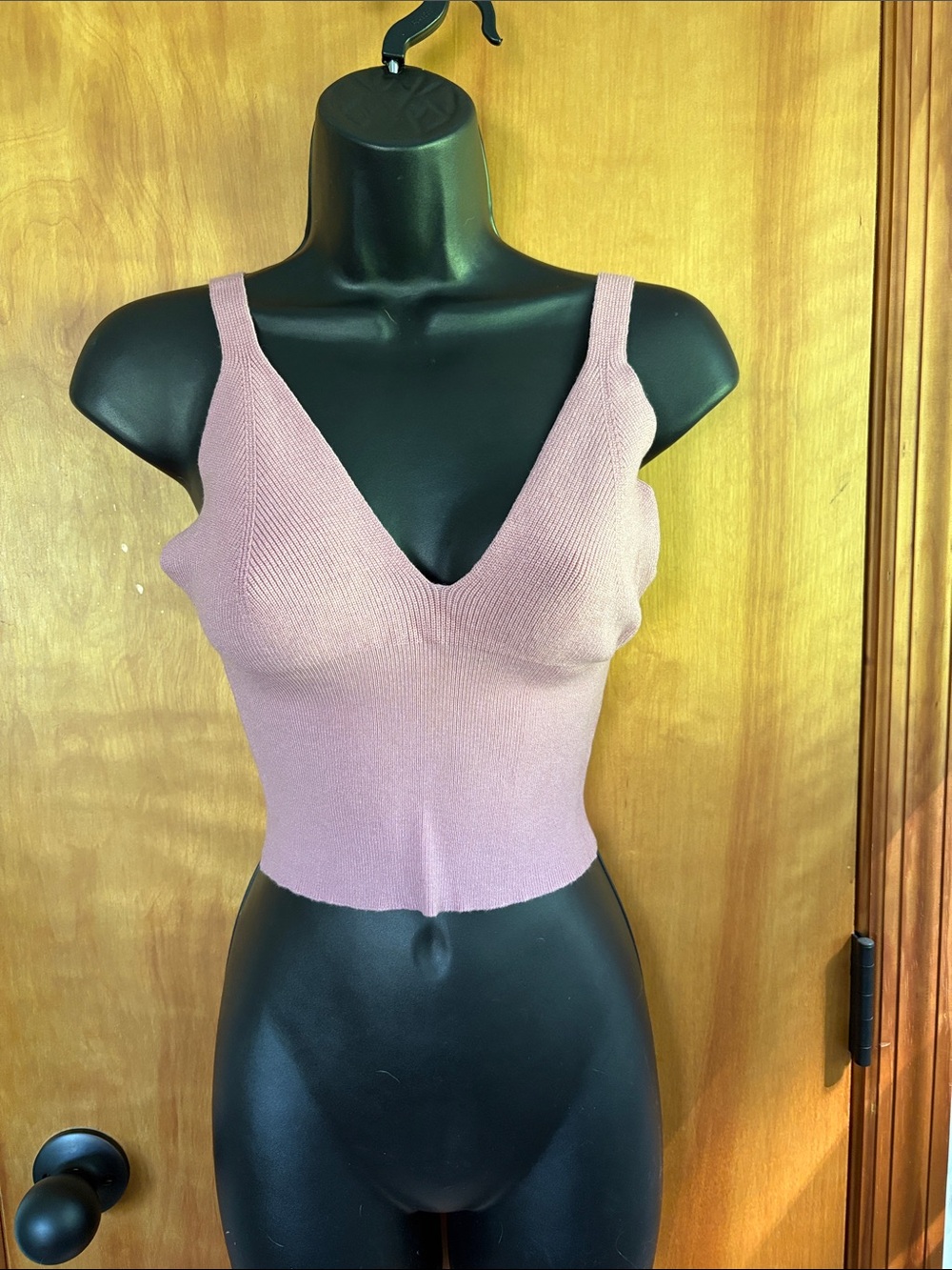 Dusty Rose Knit V-Neck Crop Tank